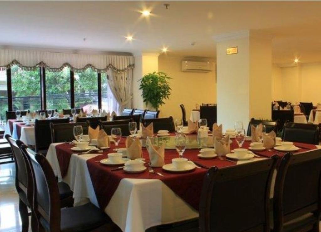 Cardamom Hotel & Apartment Phnom Penh Exterior photo