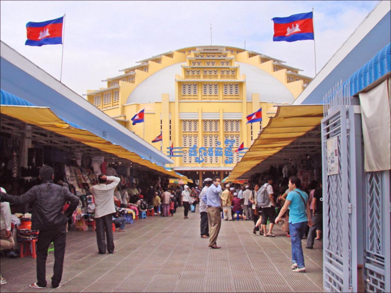 Cardamom Hotel & Apartment Phnom Penh Exterior photo