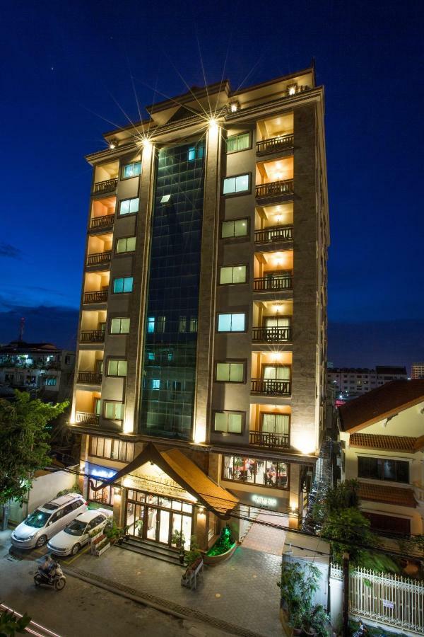 Cardamom Hotel & Apartment Phnom Penh Exterior photo